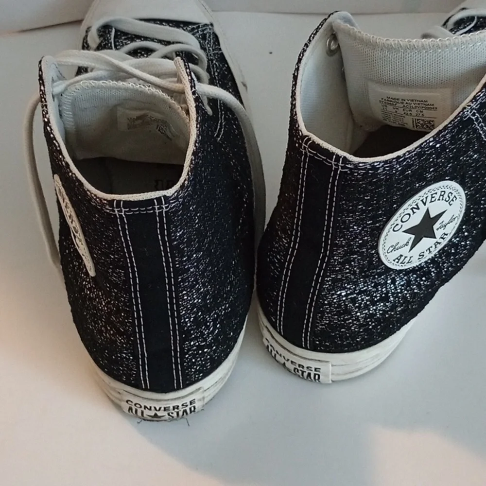 Converse Chuck Taylor High Top Sneaker in metallic Silver - Picture 4 of 8